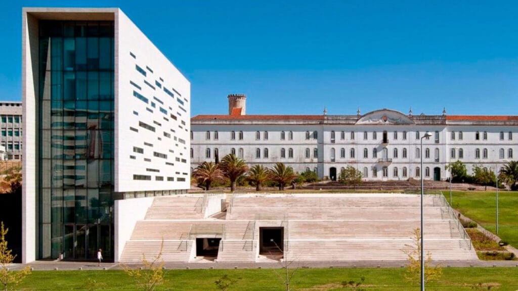 Vagas abertas na Universidade Nova de Lisboa 17 cbl40